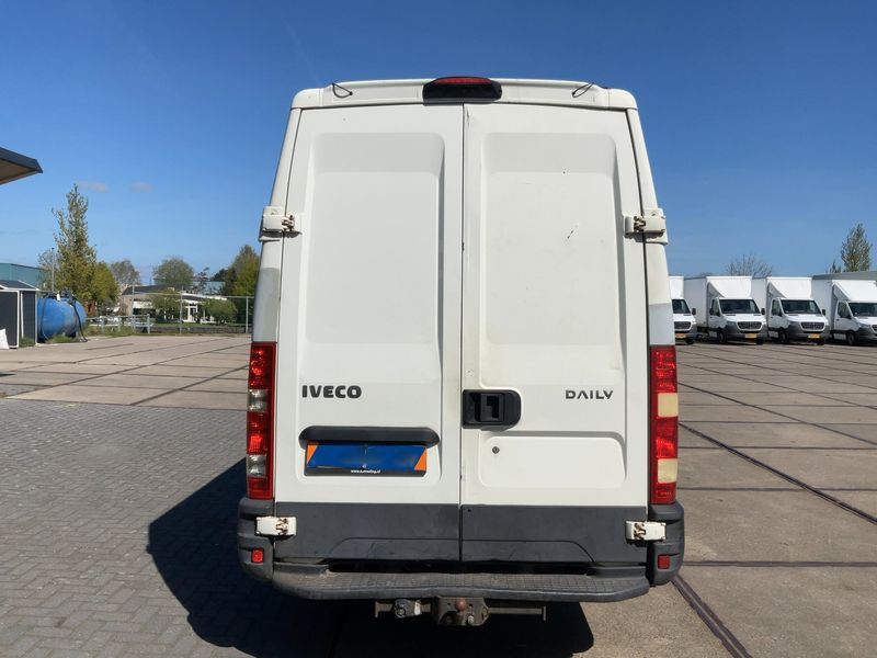 Iveco Daily 2.3 Diesel HKa 35 S Radstand 3300 2013 – снимка 5