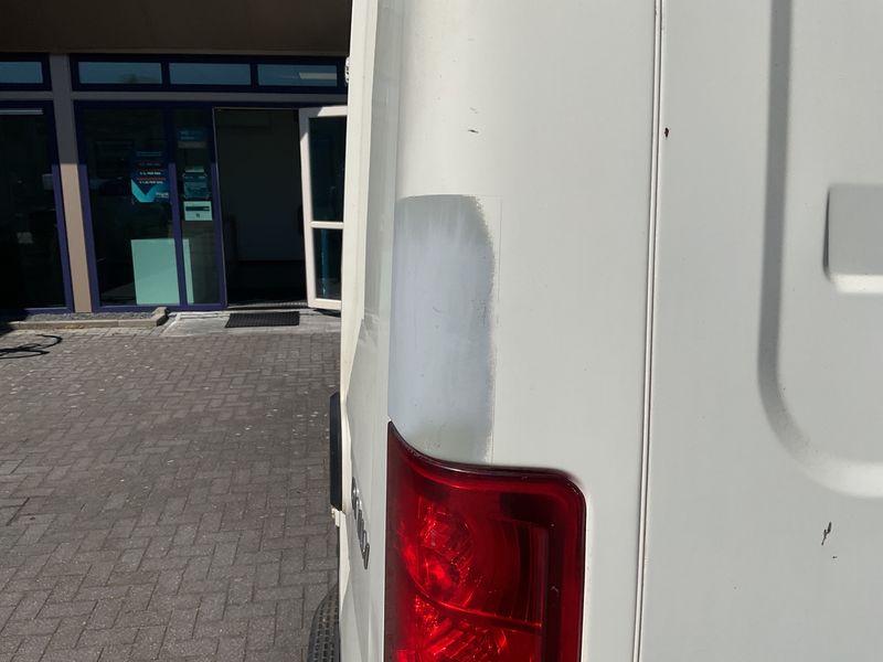 Iveco Daily 2.3 Diesel HKa 35 S Radstand 3300 2013 – снимка на щета