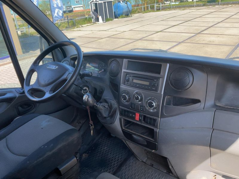 Iveco Daily 2.3 Diesel HKa 35 S Radstand 3300 2013 – снимка 12