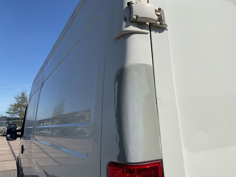 Iveco Daily 2.3 Diesel HKa 35 S Radstand 3300 2013 – снимка на щета