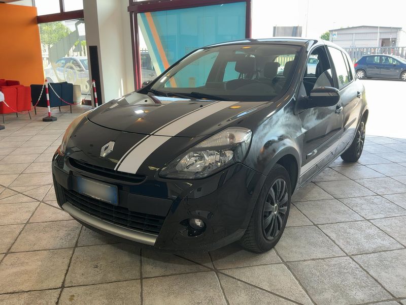 Renault Clio 1.2 Dynamique 2010 – снимка 1