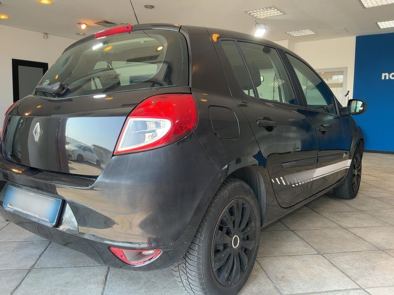 Renault Clio 1.2 Dynamique 2010 – снимка 8