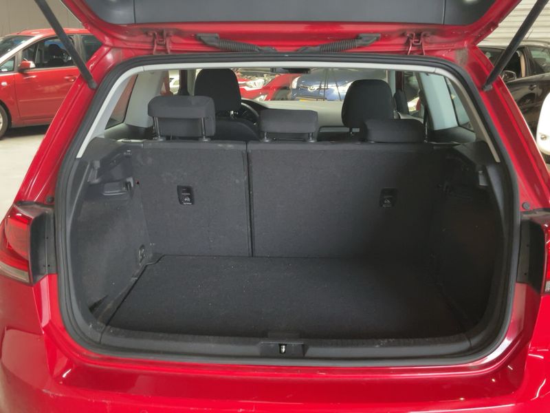 Volkswagen Golf VII 1.2 TSI Trendline BlueMotion Tech 2014 – снимка 15