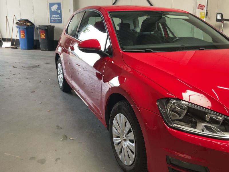 Volkswagen Golf VII 1.2 TSI Trendline BlueMotion Tech 2014 – снимка 12