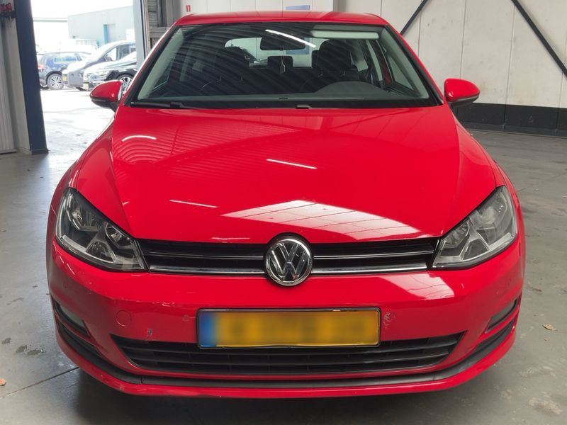 Volkswagen Golf VII 1.2 TSI Trendline BlueMotion Tech 2014 – снимка 14