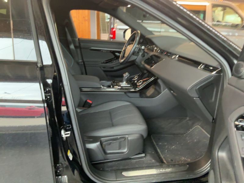 Land Rover Evoque D150 Mild-Hybrid R-dynamic 2019 – снимка 17