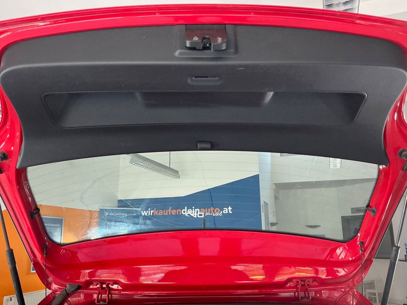 Volkswagen Polo 1.0 Trendline BlueMotion Tech 2015 – снимка 44