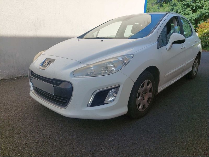 Peugeot 308 1.6 HDi Affaire Pack CD Clim Confort 2013 – снимка 2