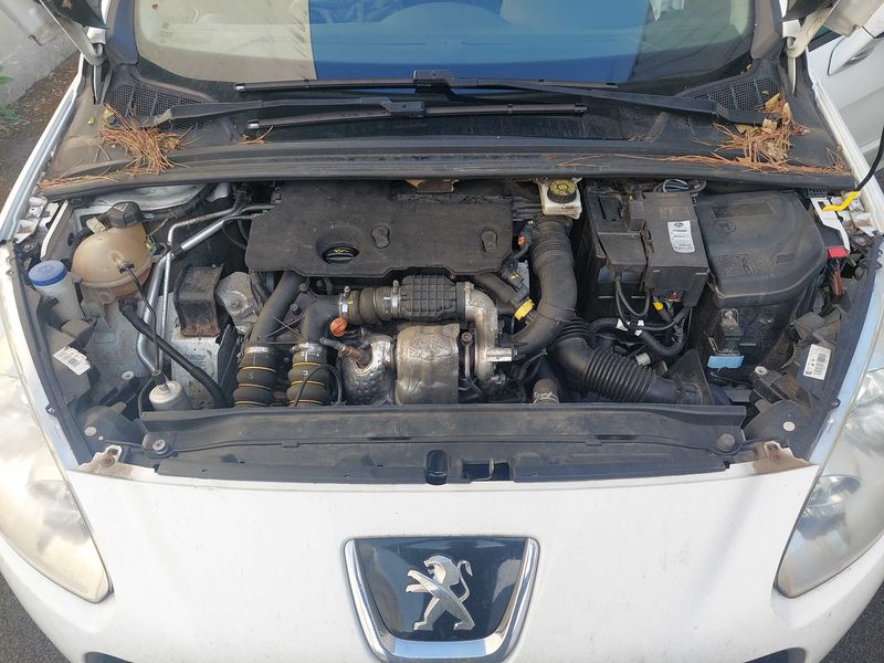 Peugeot 308 1.6 HDi Affaire Pack CD Clim Confort 2013 – снимка 8
