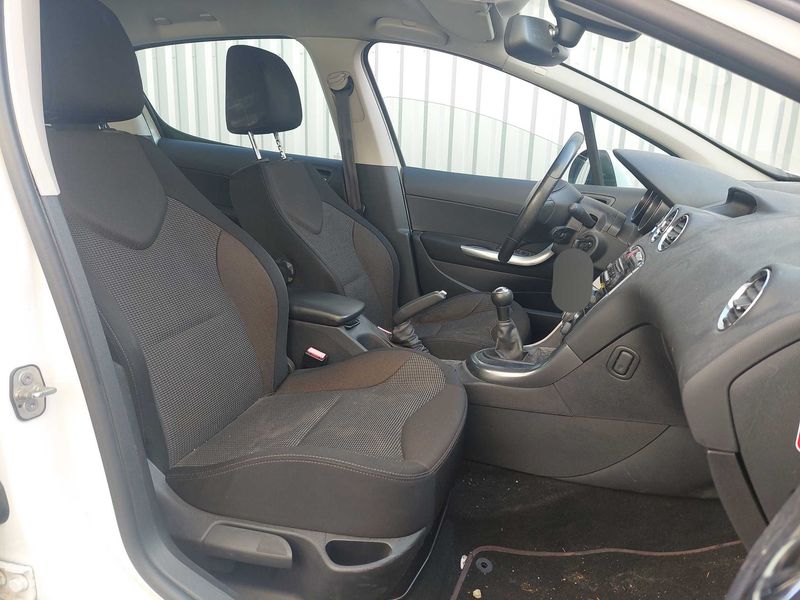 Peugeot 308 1.6 HDi Affaire Pack CD Clim Confort 2013 – снимка 10