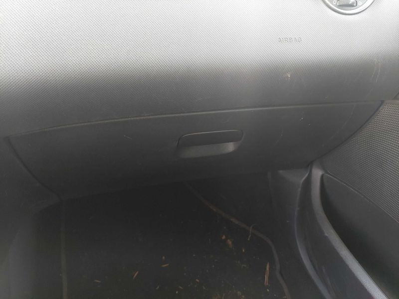 Peugeot 308 1.6 HDi Affaire Pack CD Clim Confort 2013 – снимка 38