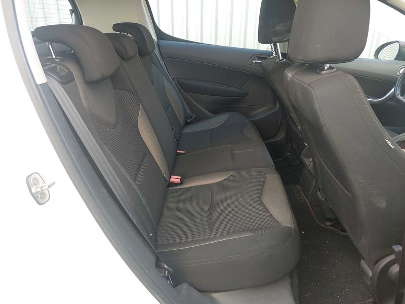 Peugeot 308 1.6 HDi Affaire Pack CD Clim Confort 2013 – снимка 13