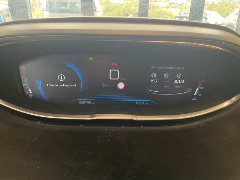 Peugeot 3008 2.0 Blue-HDi Active Business 2017 – снимка 18
