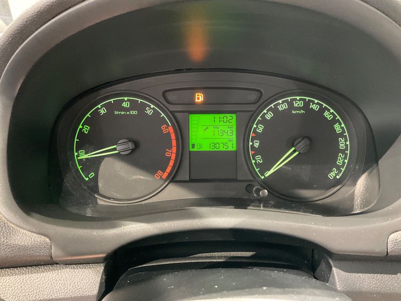 Skoda Fabia 1.2 Basis 2009 – снимка 4