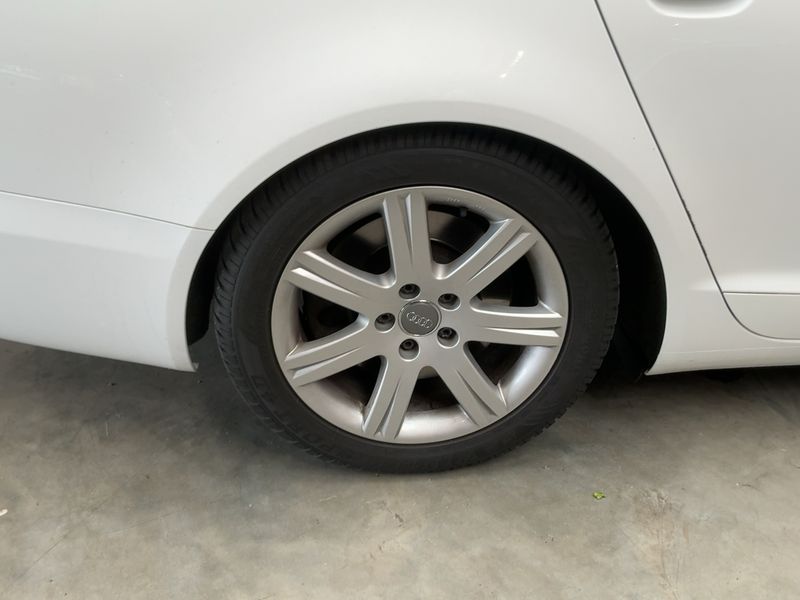 Audi A6 3.0 V6 TDI quattro 2011 – снимка 9