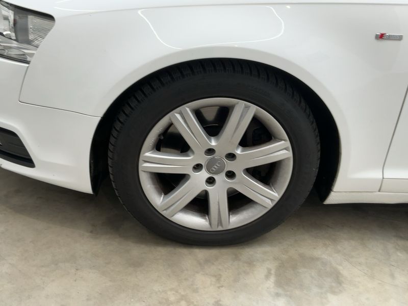 Audi A6 3.0 V6 TDI quattro 2011 – снимка 3
