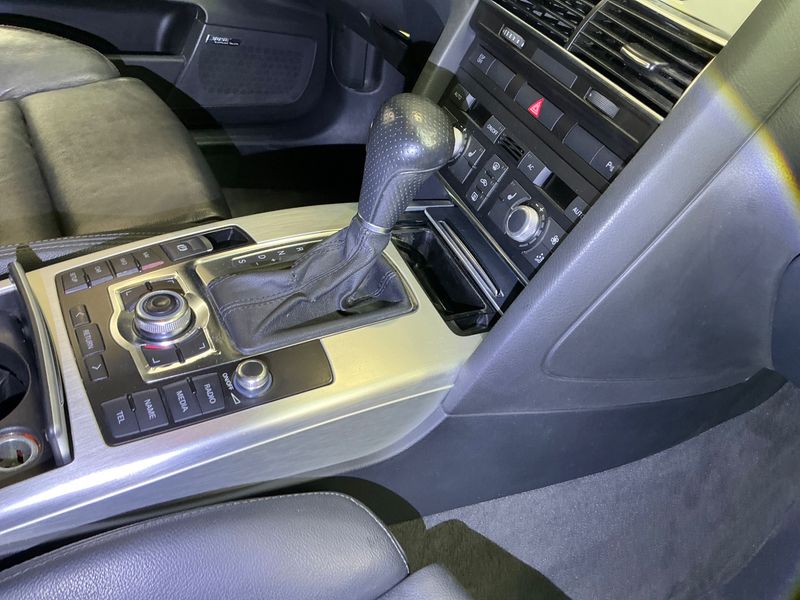 Audi A6 3.0 V6 TDI quattro 2011 – снимка 32