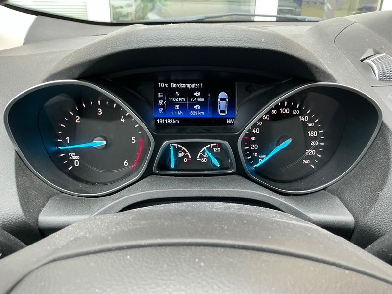 Ford Kuga 2.0 TDCi Cool&Connect 2018 – снимка 19