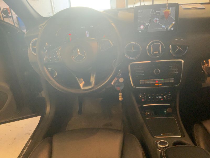 Mercedes-Benz A-Klasse A 180 CDI BlueEfficiency Sensation 2018 – снимка 17