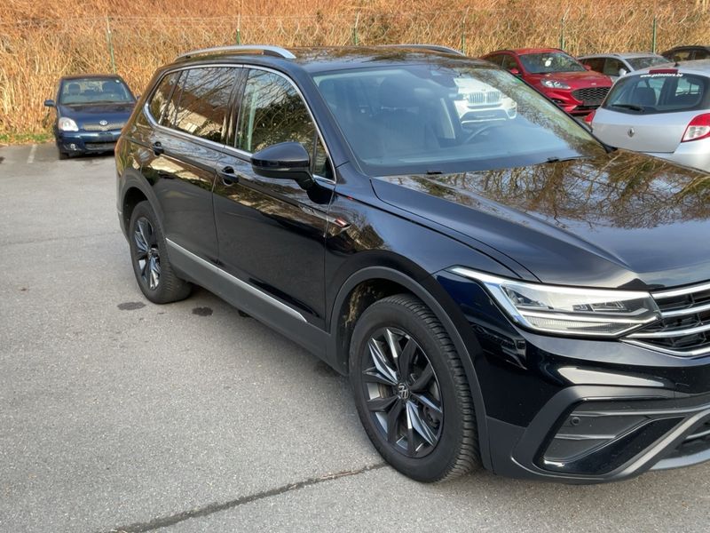 Volkswagen Tiguan Allspace 1.5 TSI ACT Life 2023 – снимка 12