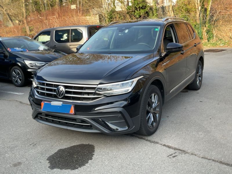 Volkswagen Tiguan Allspace 1.5 TSI ACT Life 2023 – снимка 1