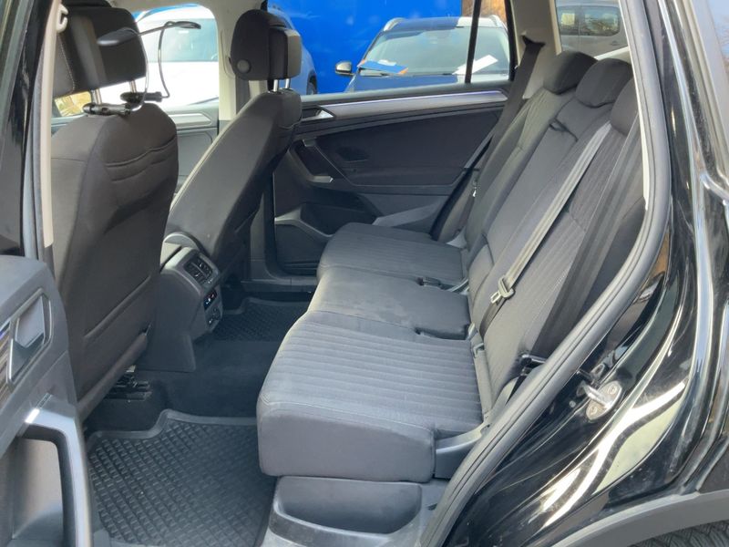 Volkswagen Tiguan Allspace 1.5 TSI ACT Life 2023 – снимка 19