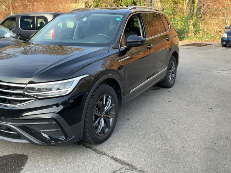 Volkswagen Tiguan Allspace 1.5 TSI ACT Life 2023 – снимка 2