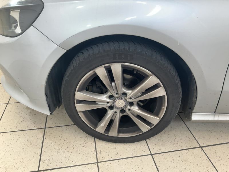 Mercedes-Benz A-Klasse A 180 CDI BlueEfficiency Urban 2016 – снимка 3