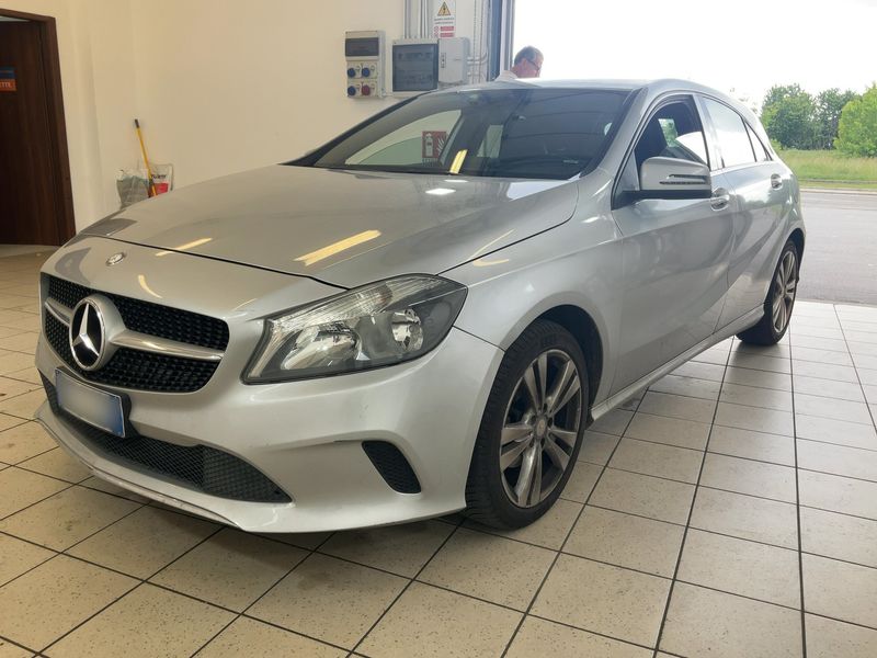 Mercedes-Benz A-Klasse A 180 CDI BlueEfficiency Urban 2016 – снимка 1