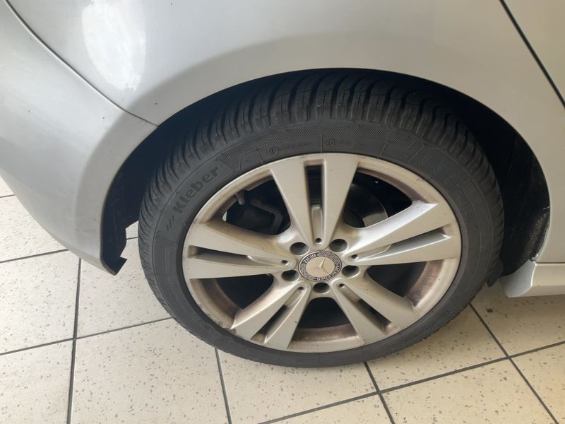 Mercedes-Benz A-Klasse A 180 CDI BlueEfficiency Urban 2016 – снимка 9