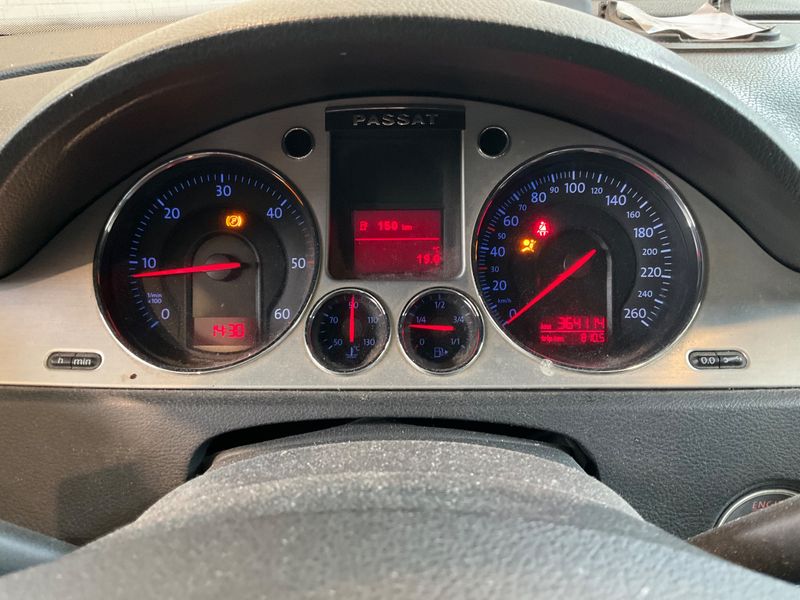 Volkswagen Passat 2.0 TDI Highline 2007 – снимка 4