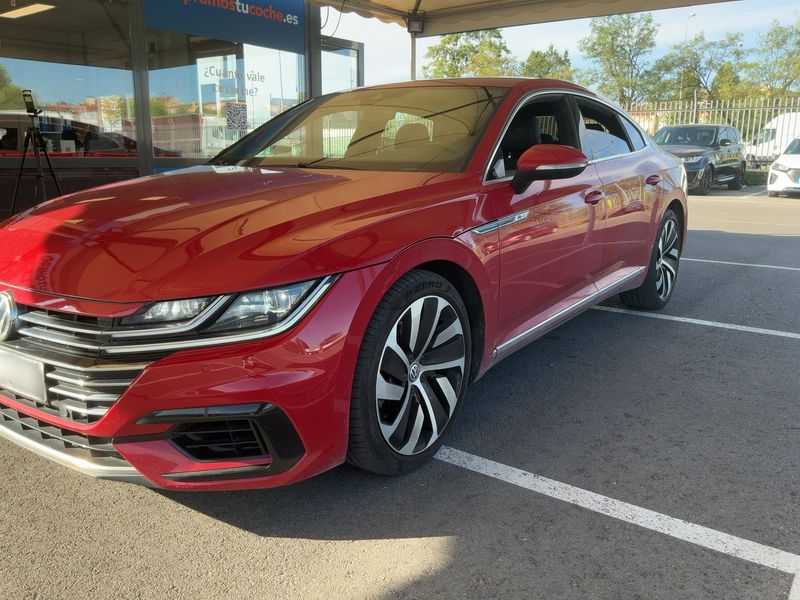 Volkswagen Arteon 2.0 TSI R-Line 4Motion 2020 – снимка 2