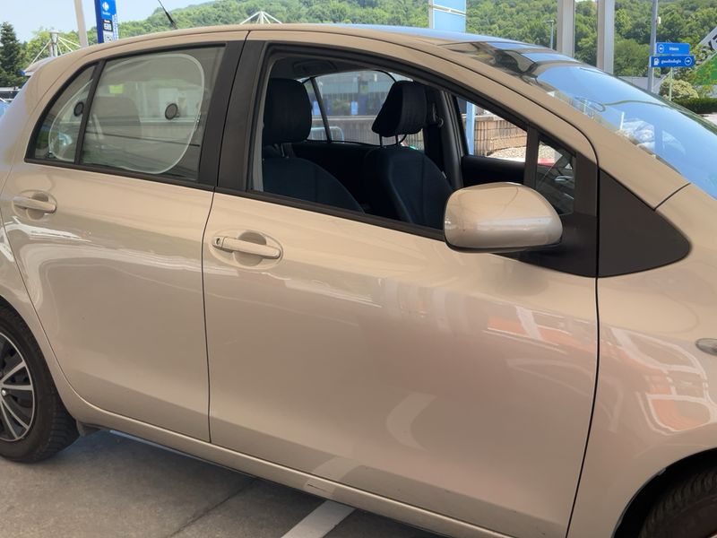 Toyota Yaris 1.33 Dual VVT-i Active 2009 – снимка 10