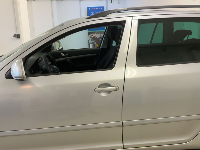Skoda Octavia 1.6 TDI Ambition 2013 – снимка 4