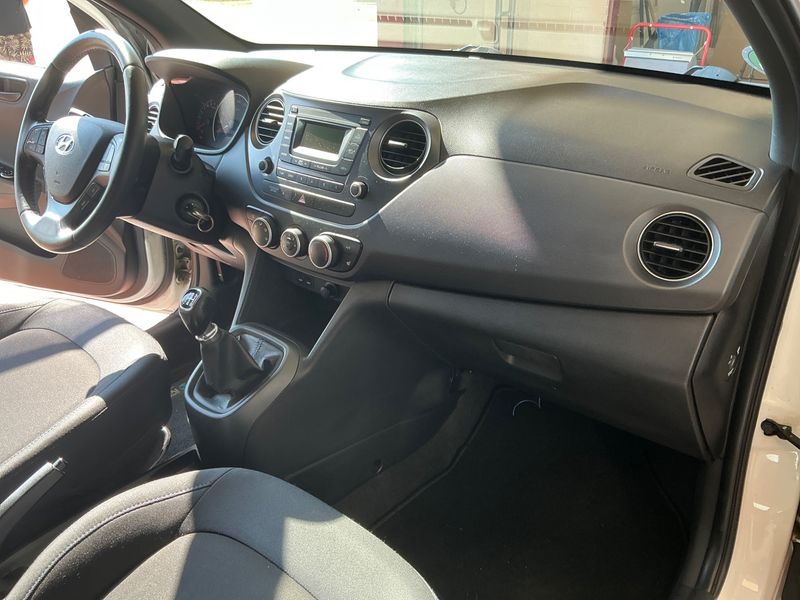 Hyundai i10 1.2 Passion 2019 – снимка 24
