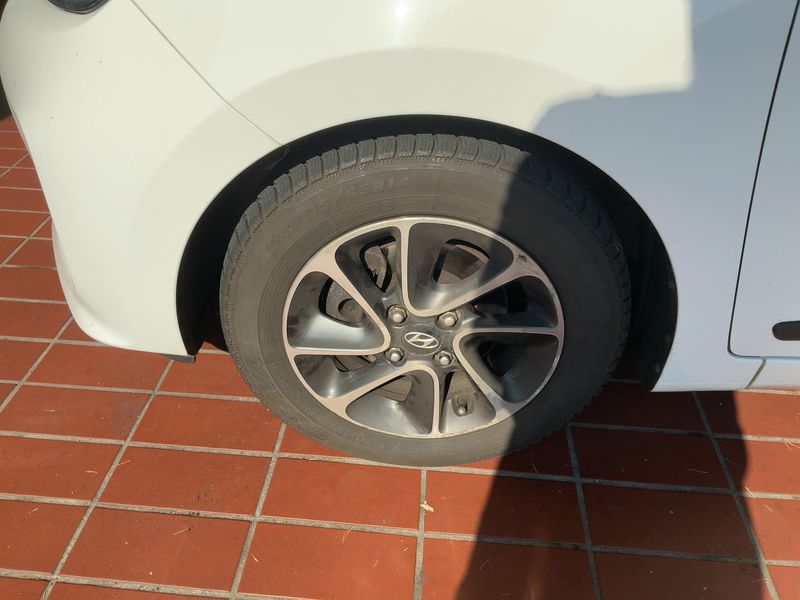 Hyundai i10 1.2 Passion 2019 – снимка 3