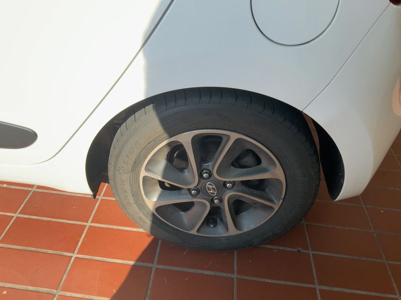 Hyundai i10 1.2 Passion 2019 – снимка 5