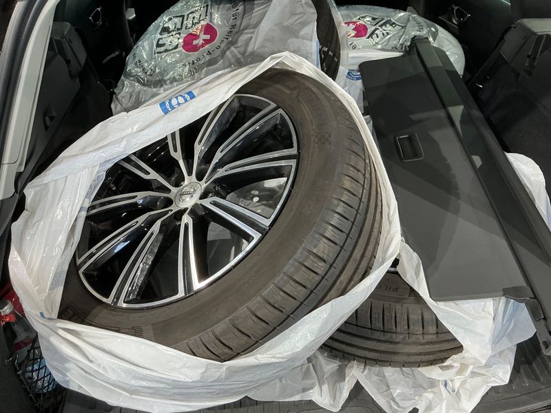 Volvo XC60 2.0 B5 Diesel Mild-Hybrid Inscription AWD 2021 – снимка 15
