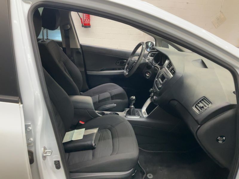 Kia cee'd 1.4 Edition 7 2017 – снимка 17