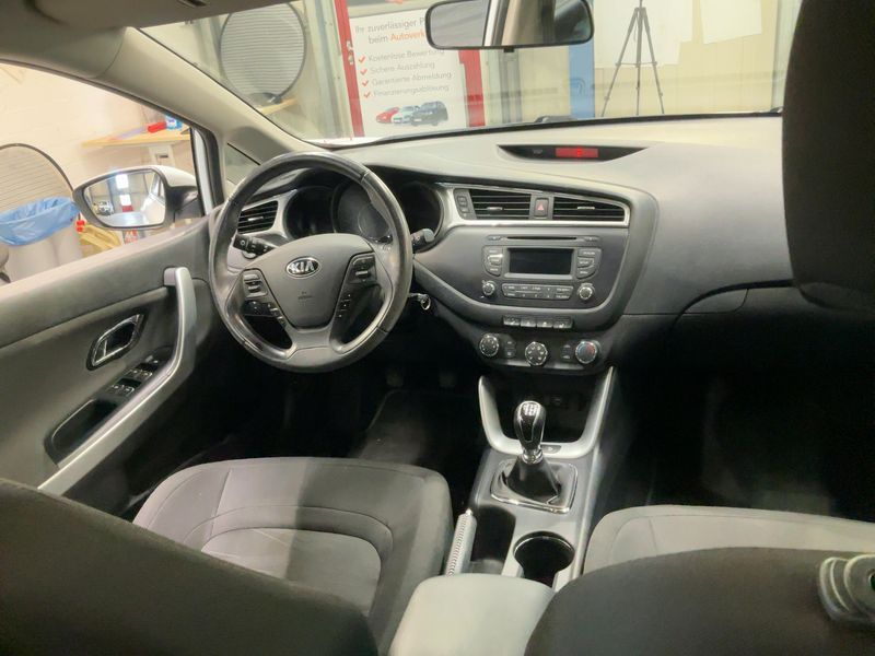 Kia cee'd 1.4 Edition 7 2017 – снимка 18