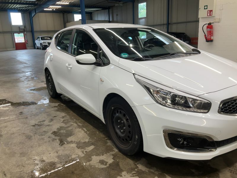 Kia cee'd 1.4 Edition 7 2017 – снимка 12