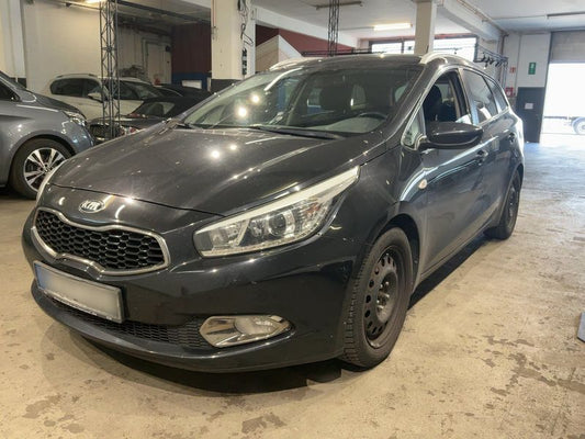 Kia cee'd 1.6 CRDi Dream Team 2015 – снимка 1