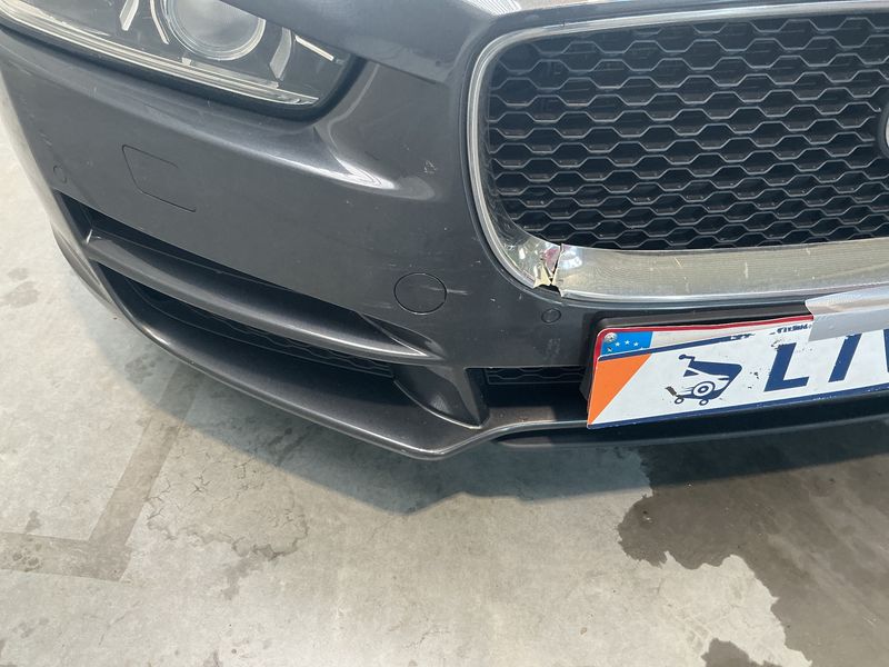Jaguar XE 20d Prestige 2018 – снимка 30