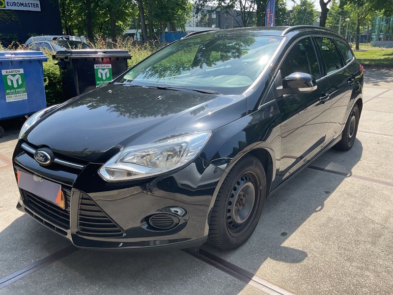 Ford Focus 1.0 EcoBoost Trend 2014 – снимка 1
