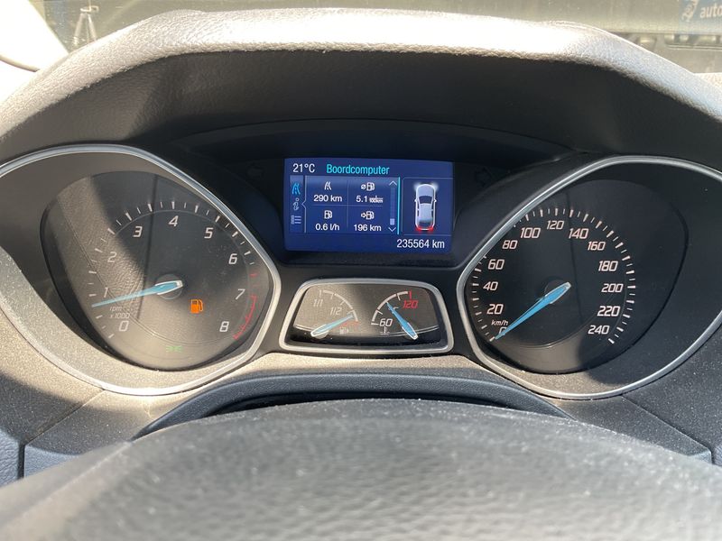 Ford Focus 1.0 EcoBoost Trend 2014 – снимка 4