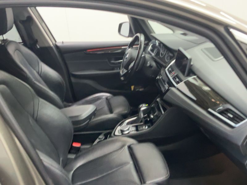 BMW 2er 225xe Active Tourer Luxury Line 2016 – снимка 17