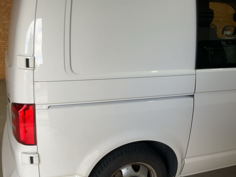 Volkswagen T6 Kombi 2.0 TDI 4Motion 2016 – снимка 8