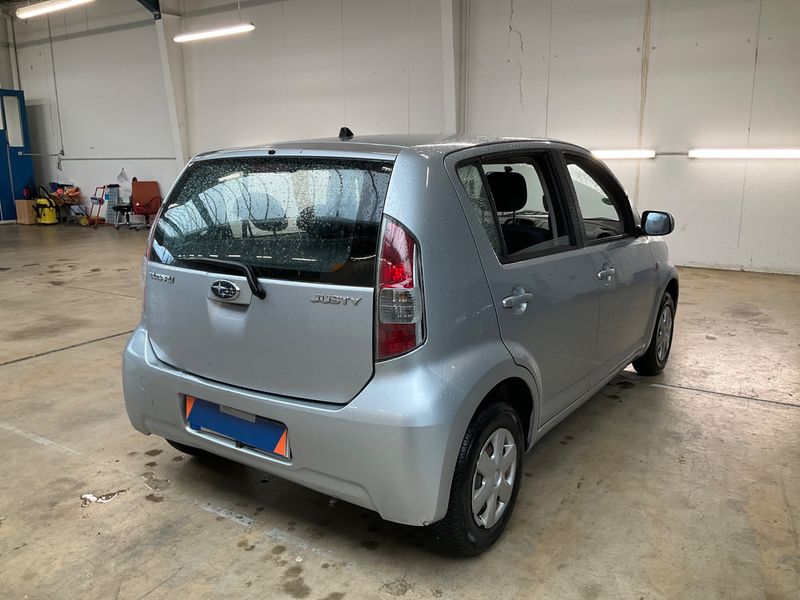 Subaru Justy 1.0 Trend 2010 – снимка 2