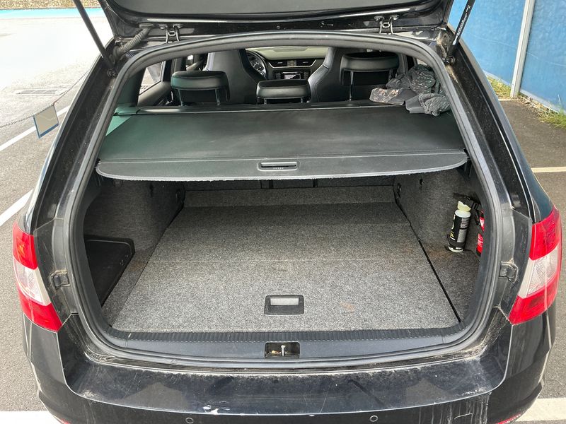 Skoda Octavia 2.0 TDI RS 2015 – снимка 15