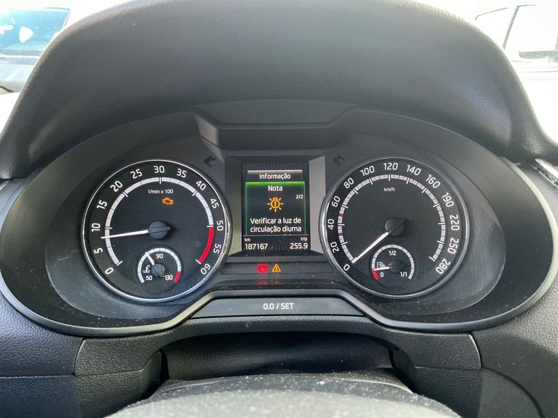 Skoda Octavia 2.0 TDI RS 2015 – снимка 22
